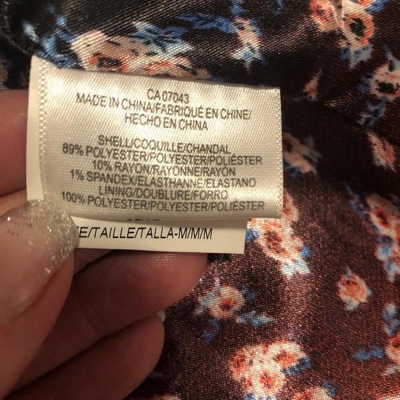 BCBG Generation Olive Coat, size Medium - Picture 10 of 14